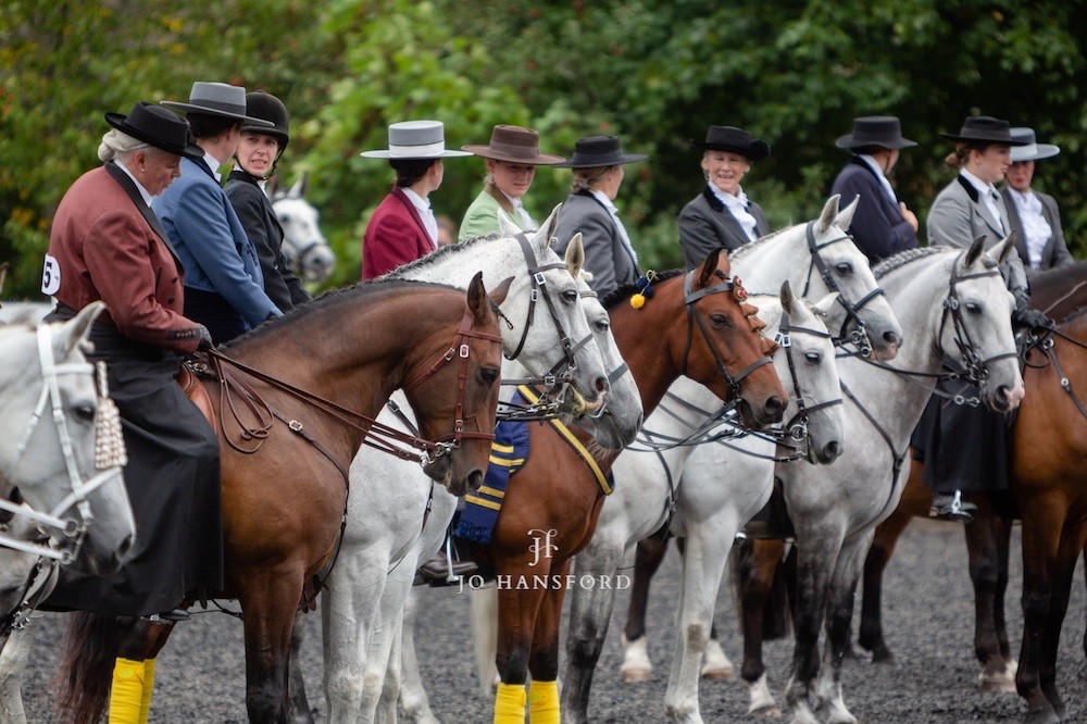 Group-photo-novice-parade-7854